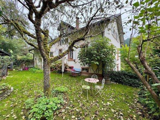 Garten und Südost Giebel.jpg