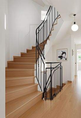 Modernes Treppenhaus (visualisiert)