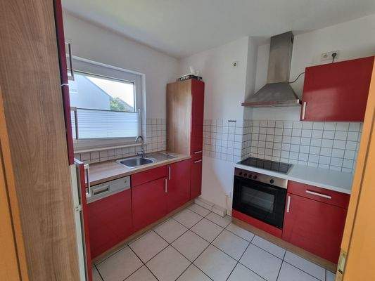 Küche mit Einbauküche