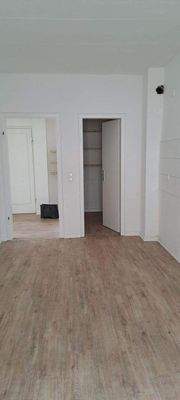 Küche und Vorratskammer.jpeg