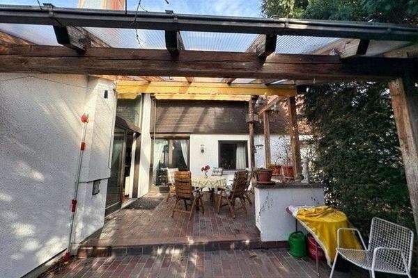 Überdachte Terrasse