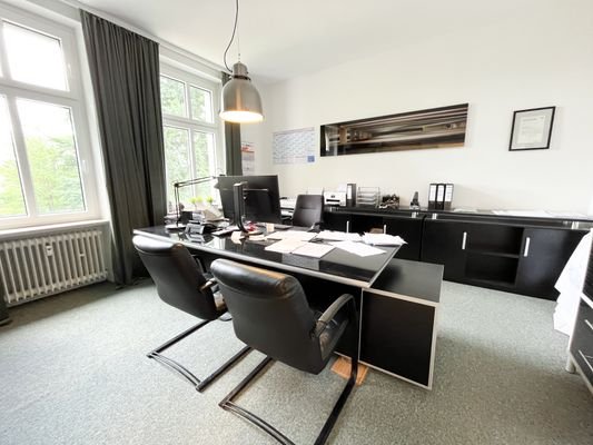 Büro 2