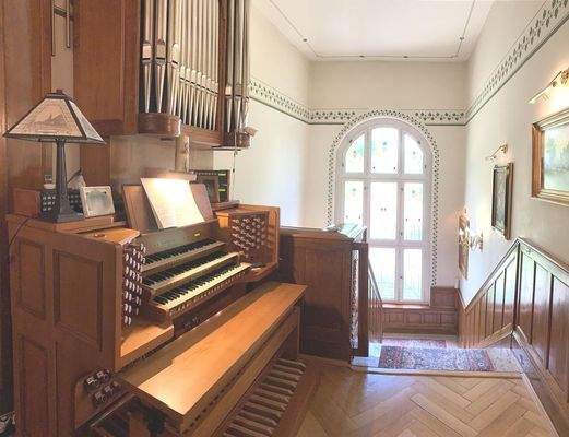 OG - Emporenbereich mit Orgel