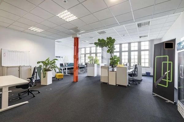 Büro 1