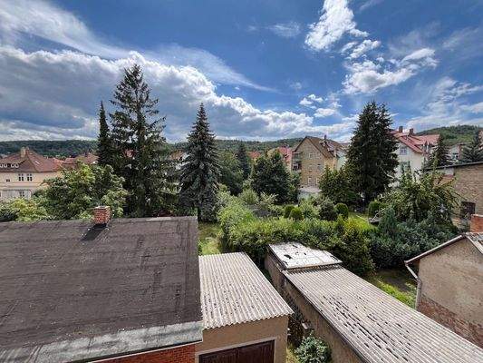 004020156800_302_359_17102025013627271