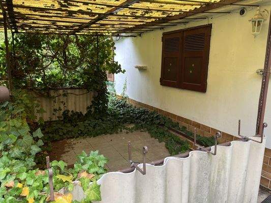 überdachte Terrasse