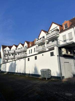 AC070EDD-0EF7-4BD1-9C0B-8B2ED5536F6E