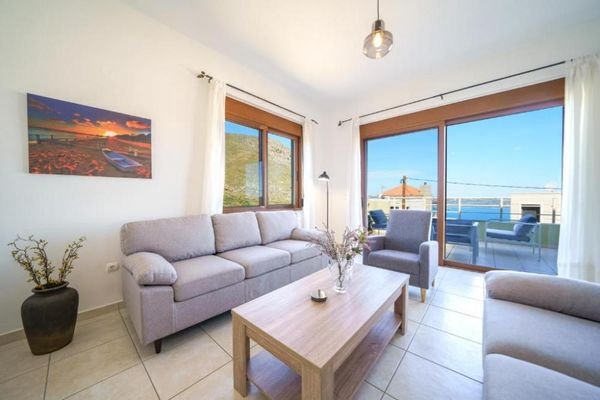 Kreta, Megala Chorafia: Villa mit Meerblick und separatem Apartment zu verkaufen