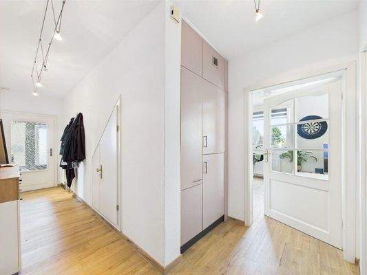 Vorderhaus: EG Flur (Wng1)