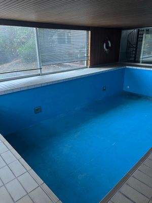 2_Schwimmbecken .JPG