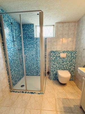 Duschbad im Souterrain 