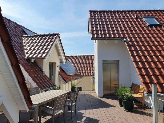 Gemeinschaftsterrasse 2. OG