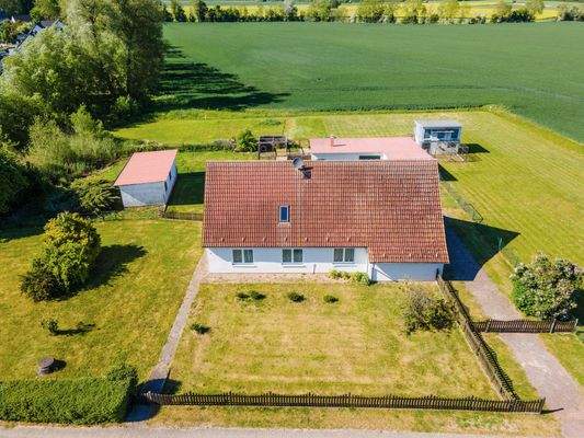 Straßenansicht Vorderfront EFH 