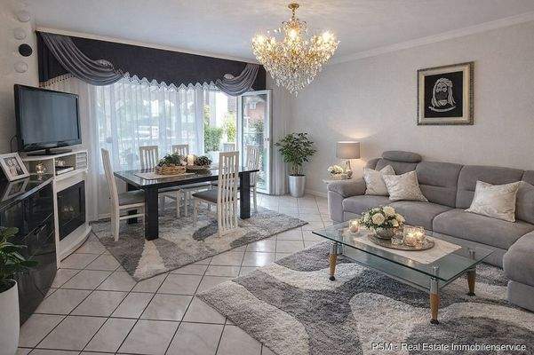 Wohnzimmer mit Terrasse