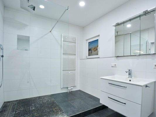 Badezimmer - Einliegerwohnung