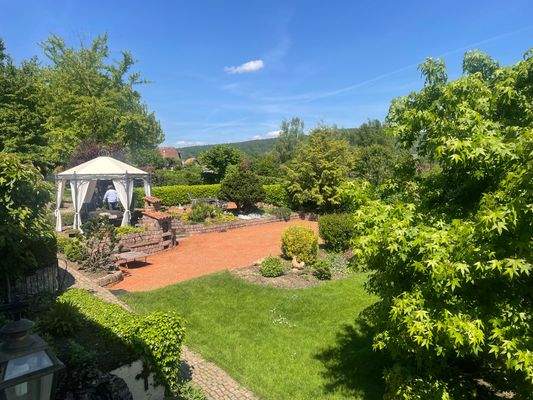 Bungalow mit Gartenparadies