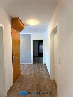 Flur EG/Nebeneingang