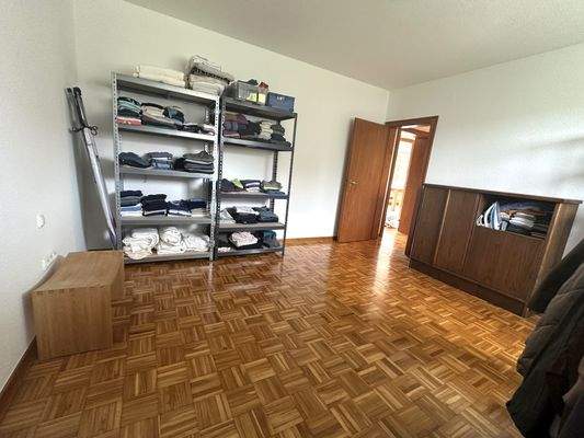 Schlafzimmer 1 im EG