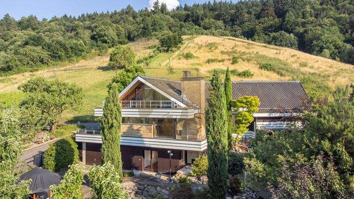 haus-baden-baden-neuweier-drohnenaufnahme-wolf-immobilien