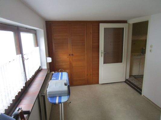 293. Kinderzimmer im EG.des Hauses..JPG