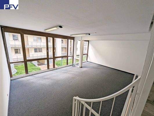 1.OG Referenzeinheit unrenoviert 