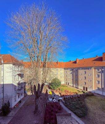 Hofaussicht vom Küchenfenster
