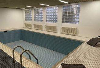 ehemaliges Schwimmbad