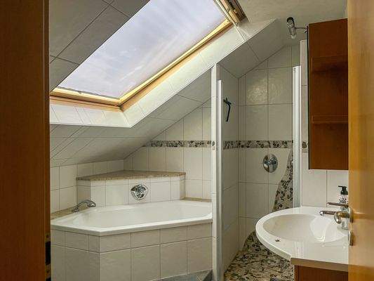 Betreiberwohnung-Bad