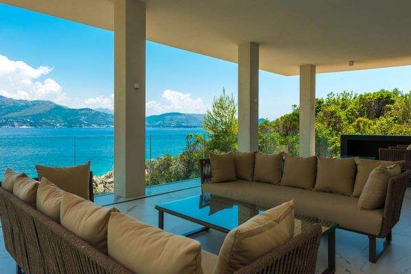 Terrasse mit Meerblick