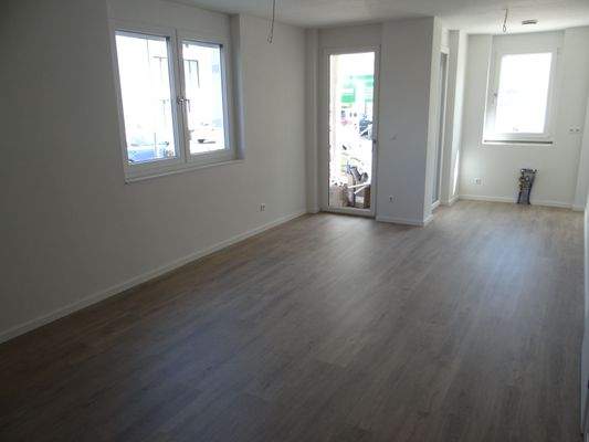 18. April 2018 Hockenheim, 4 Zimmer  90-100m_  innen001