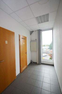 Teeküche-Vorraum WCs