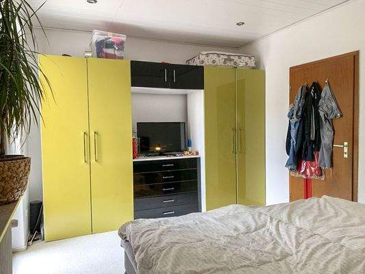 Schlafzimmer 1 von 2