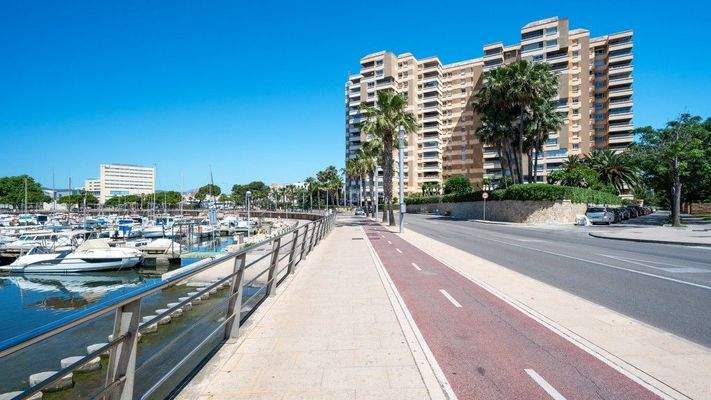 Große Wohnung mit Meerblick zu verkaufen in Portixol, Palma de Mallorca