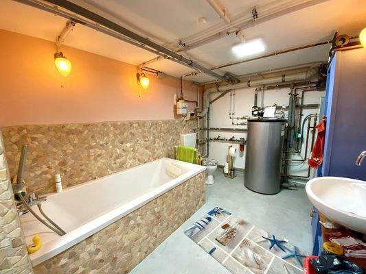 Sanitär/Heizung Keller