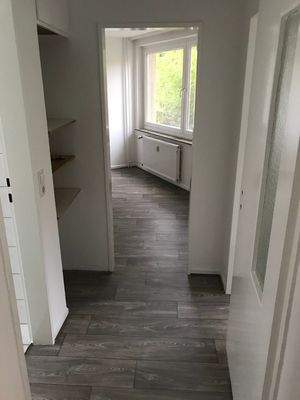 Beispielfoto Flur Blick ins Wohnzimmer