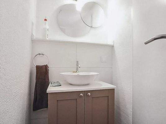 Gäste-WC-Waschbecken