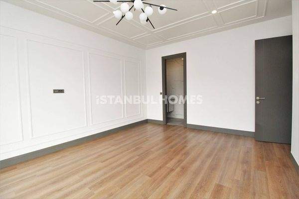 Villas with Garden and Terrace in Basaksehir Istanbul