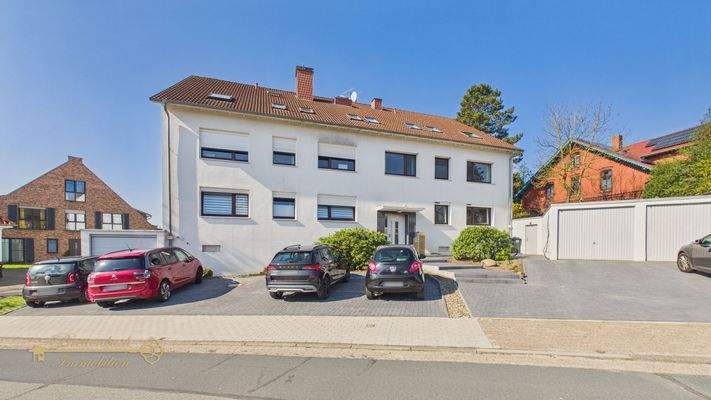 Außenansicht - Stellplätze