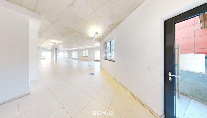 Geschäftsobjekt - Landeck - Eingangsbereich