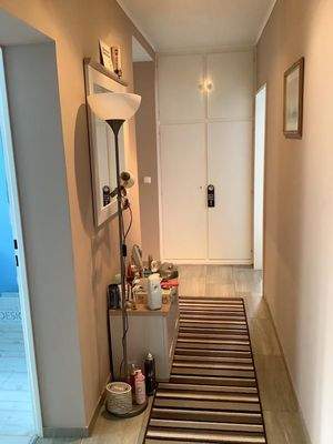 Flur (2)