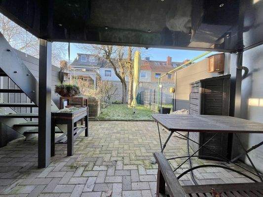 überdachte Terrasse