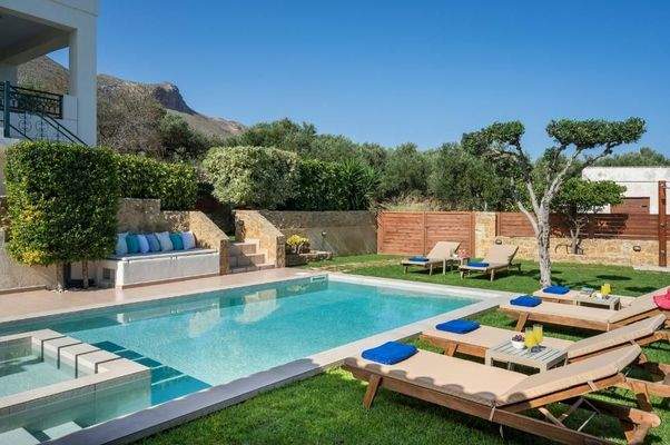 Kreta, Afrata: Premium-Villa mit Meerblick zu verkaufen