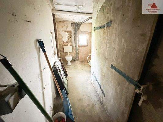 Abstell u Zugang Keller