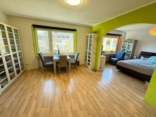 Wohnzimmer Wohnung 2. OG