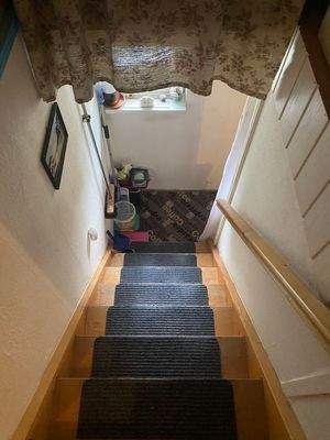 2.1. Treppe zum DG..JPG