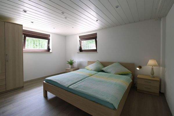 Zimmer 2 UG Home Staging