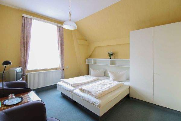 Doppelzimmer(1)