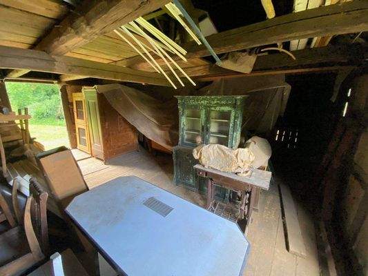 21 Frontalansicht Scheunengebäude mit Tenne (2).jp