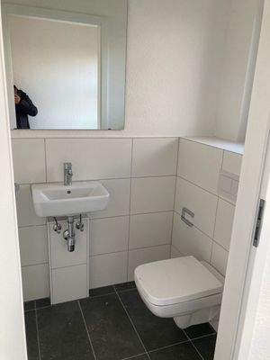 23. Haus 35 EG Gäste-WC