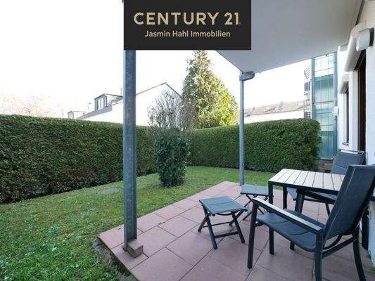 Garten samt Terrasse